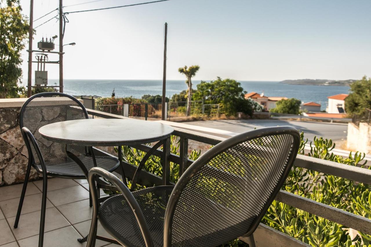 Creta Vitalis Kalathas Bagian luar foto
