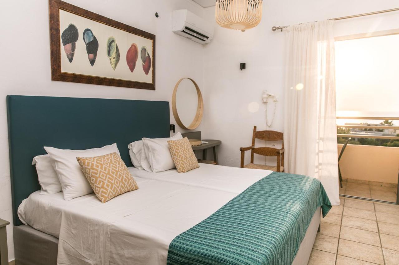 Creta Vitalis Kalathas Bagian luar foto