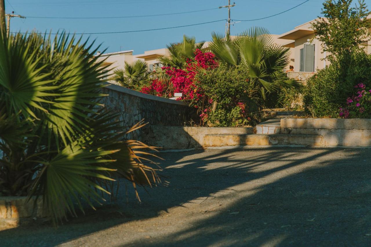 Creta Vitalis Kalathas Bagian luar foto