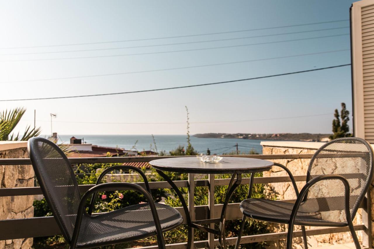 Creta Vitalis Kalathas Bagian luar foto